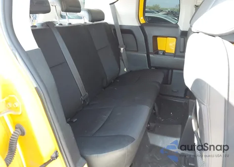 2007 Toyota Fj Cruiser z USA, uszkodzony, nr VIN JTEBU11F470085162